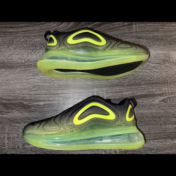 COPY - Nike Air Max 720 (GS) size 6.5Y - Picture 2 of 6